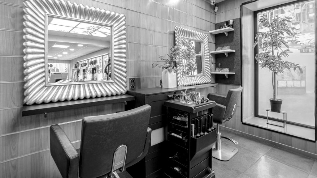 espace coiffure chichi de femmes 1